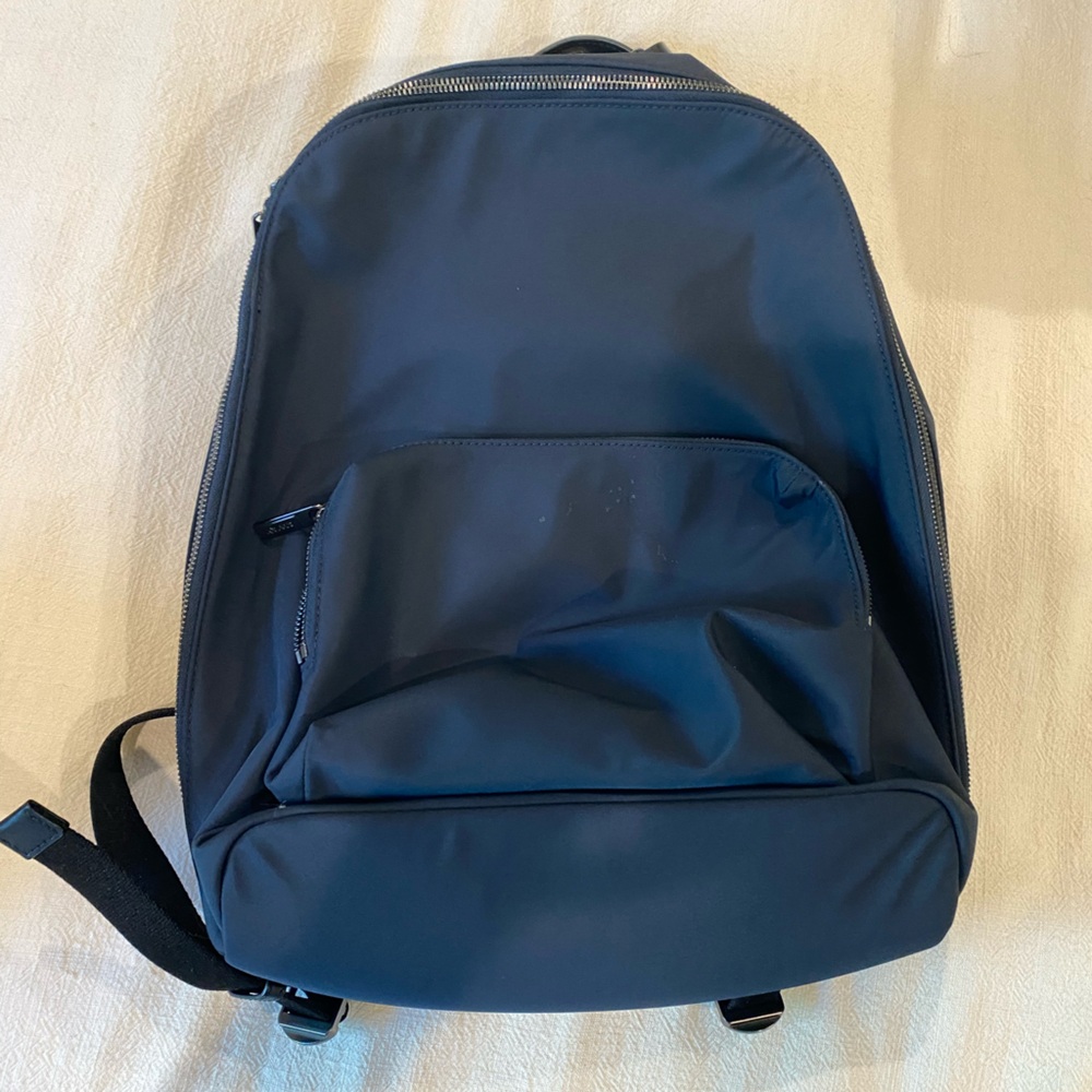 AWAY Backpack